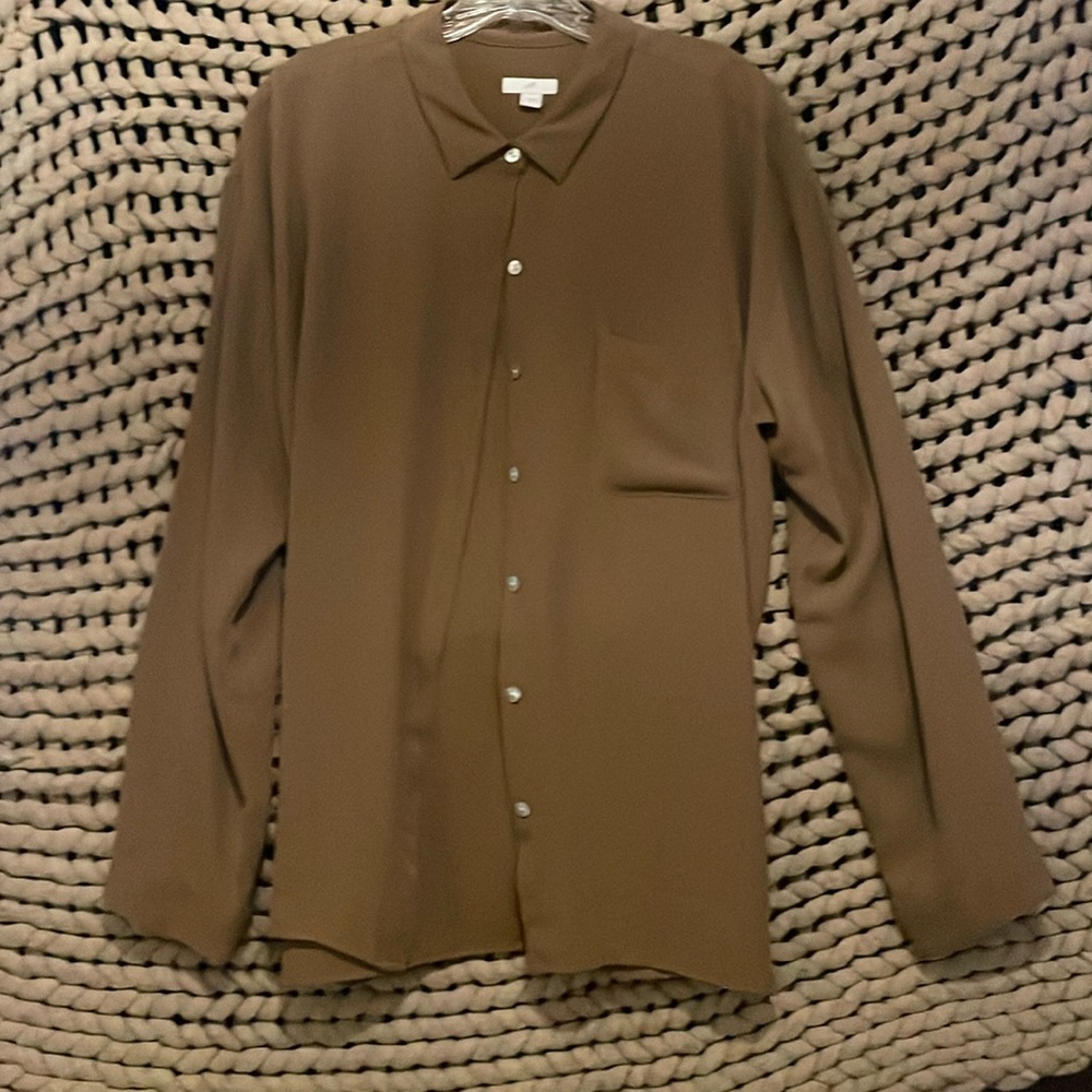 Women’s blouse